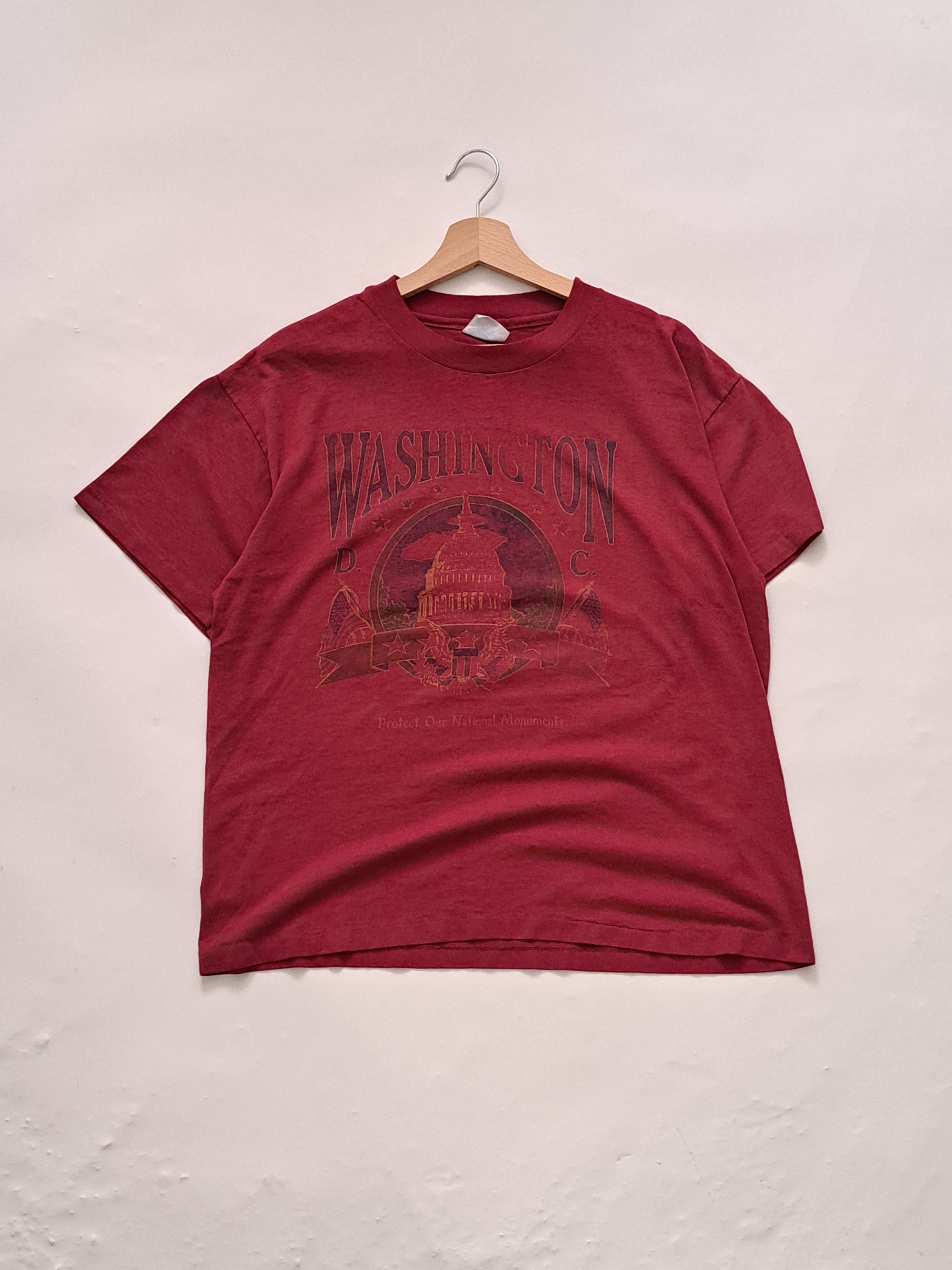Single stich graphic t-shirt