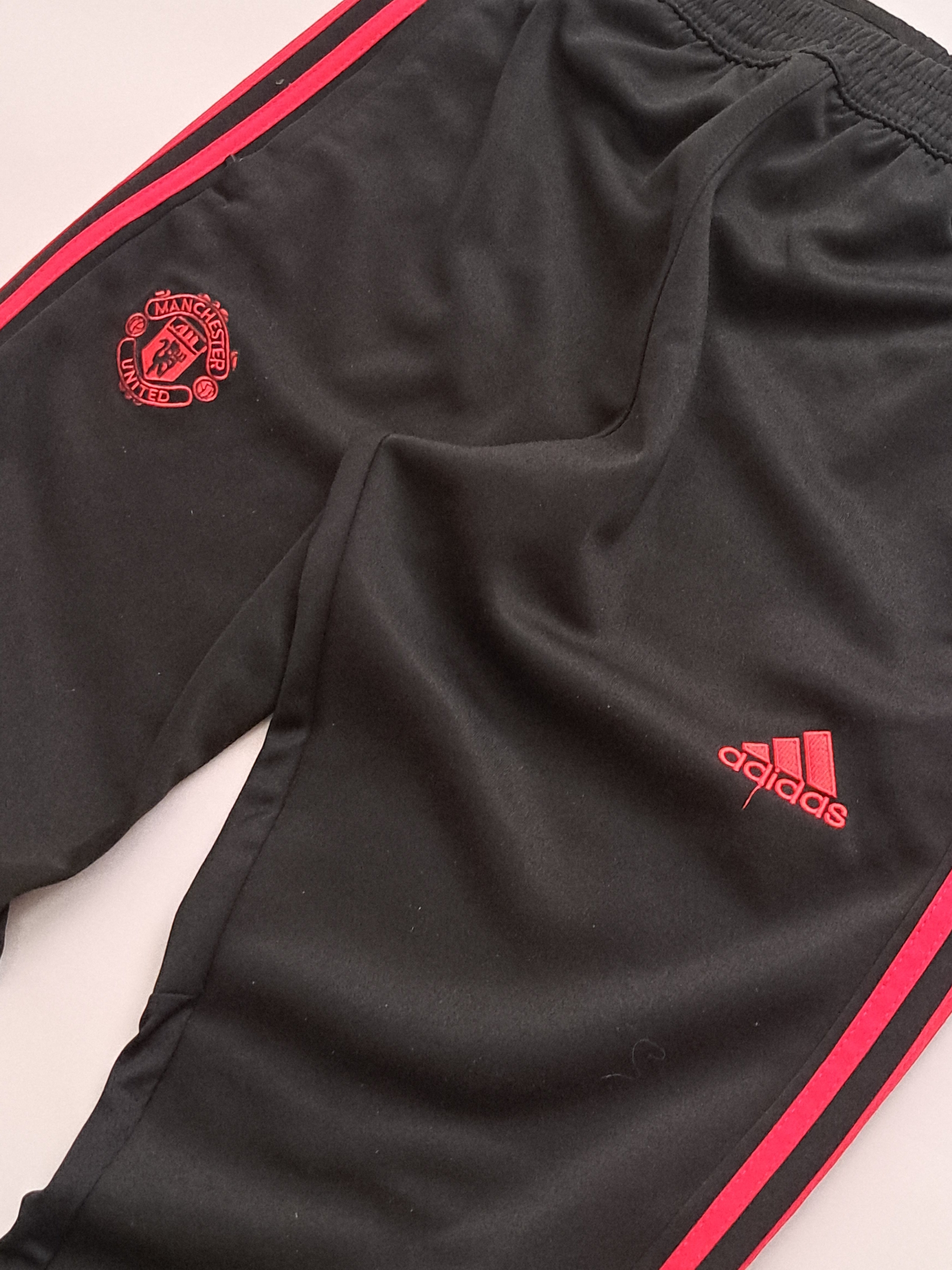 Adidas: Manchester united 2018-19 track pants