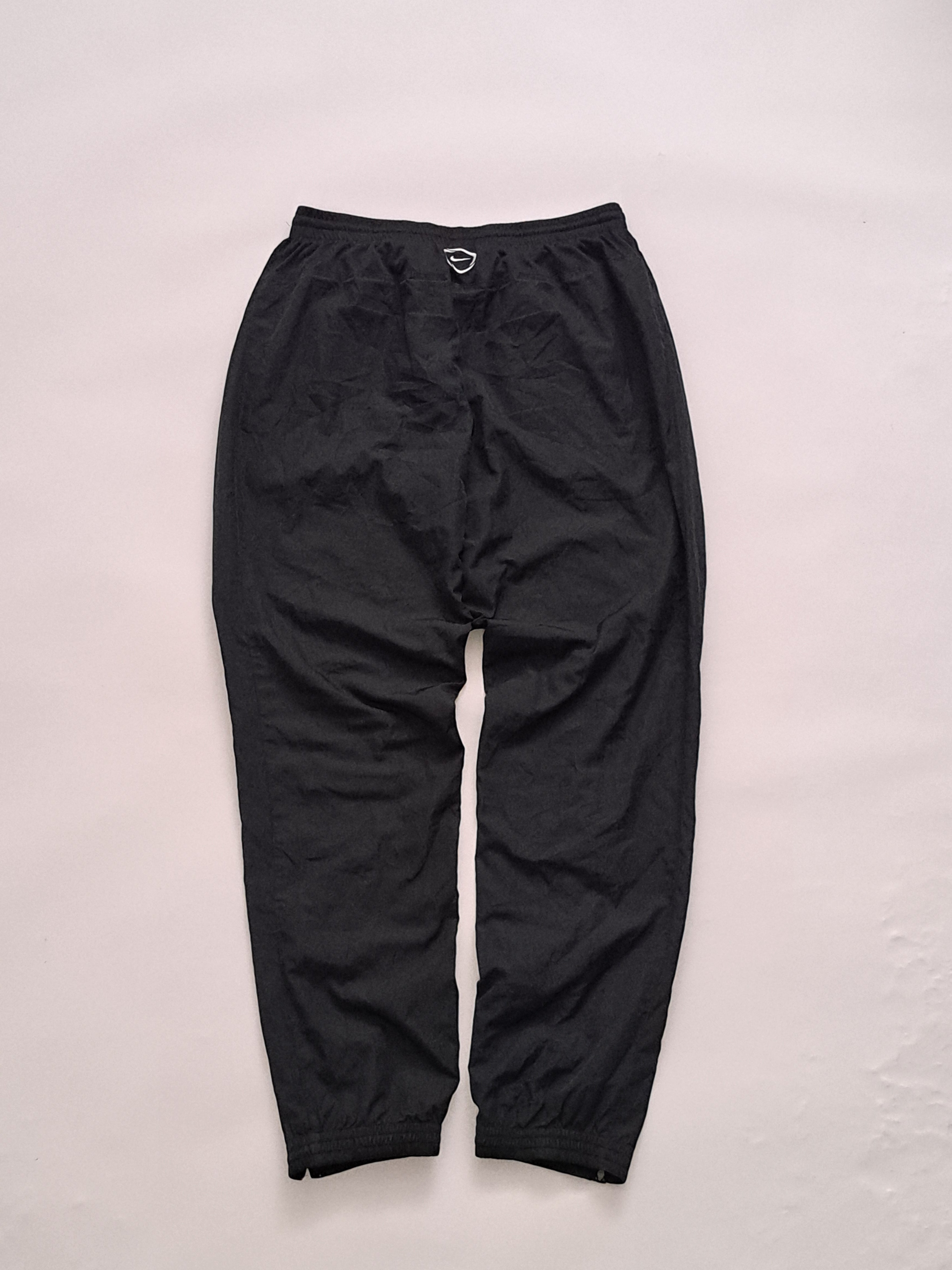 Nike 00s track pants
