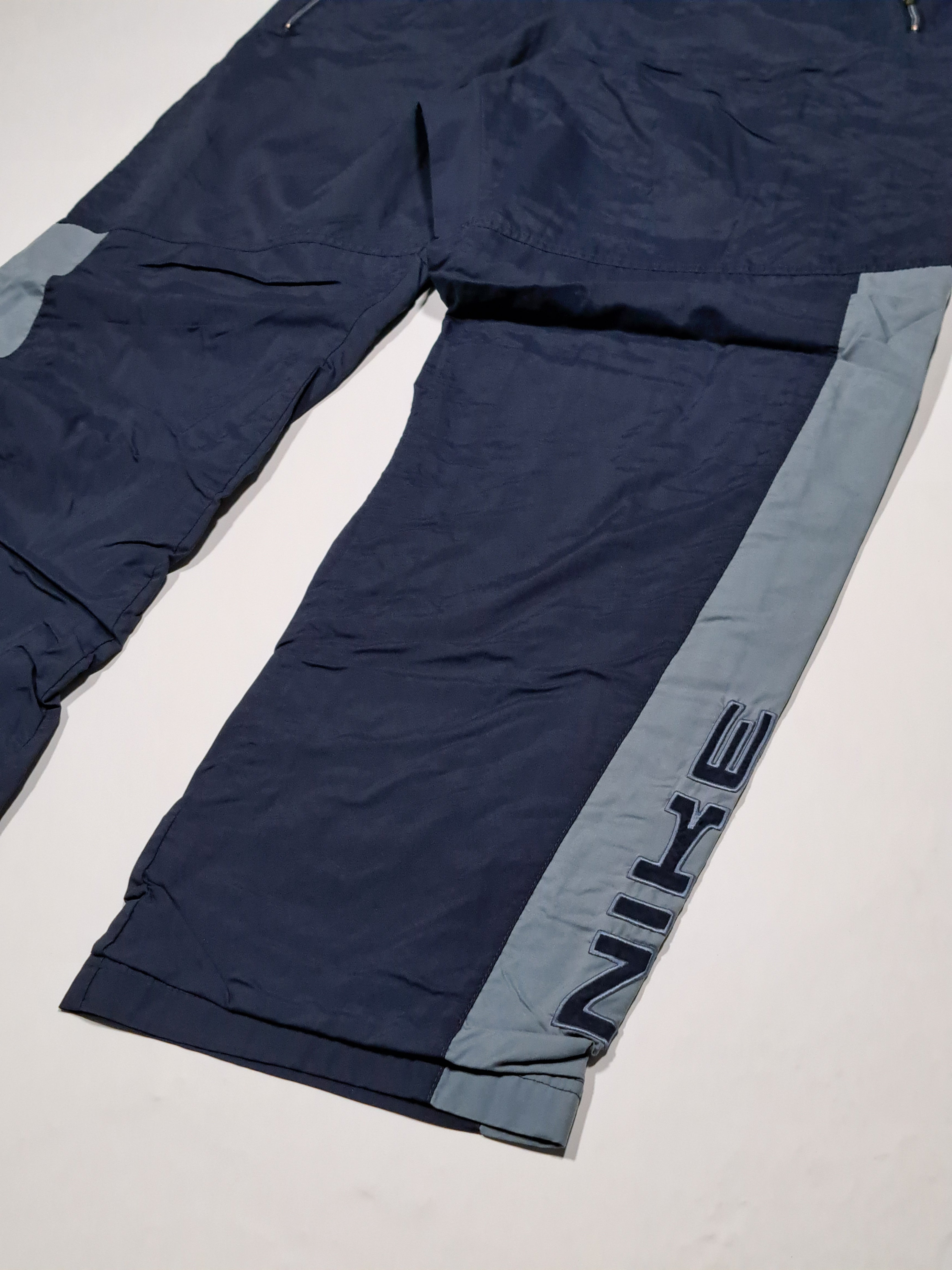 Nike 00s track pants