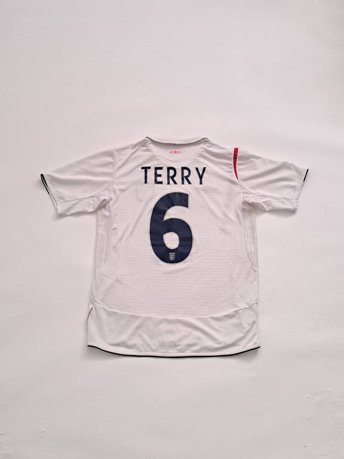 2005-07 England home shirt
(No. 6 John Terry)