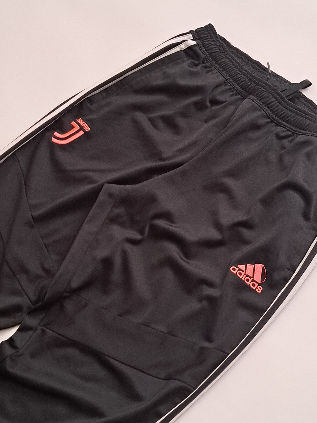 Adidas: Juventus 2019-2020 track pants