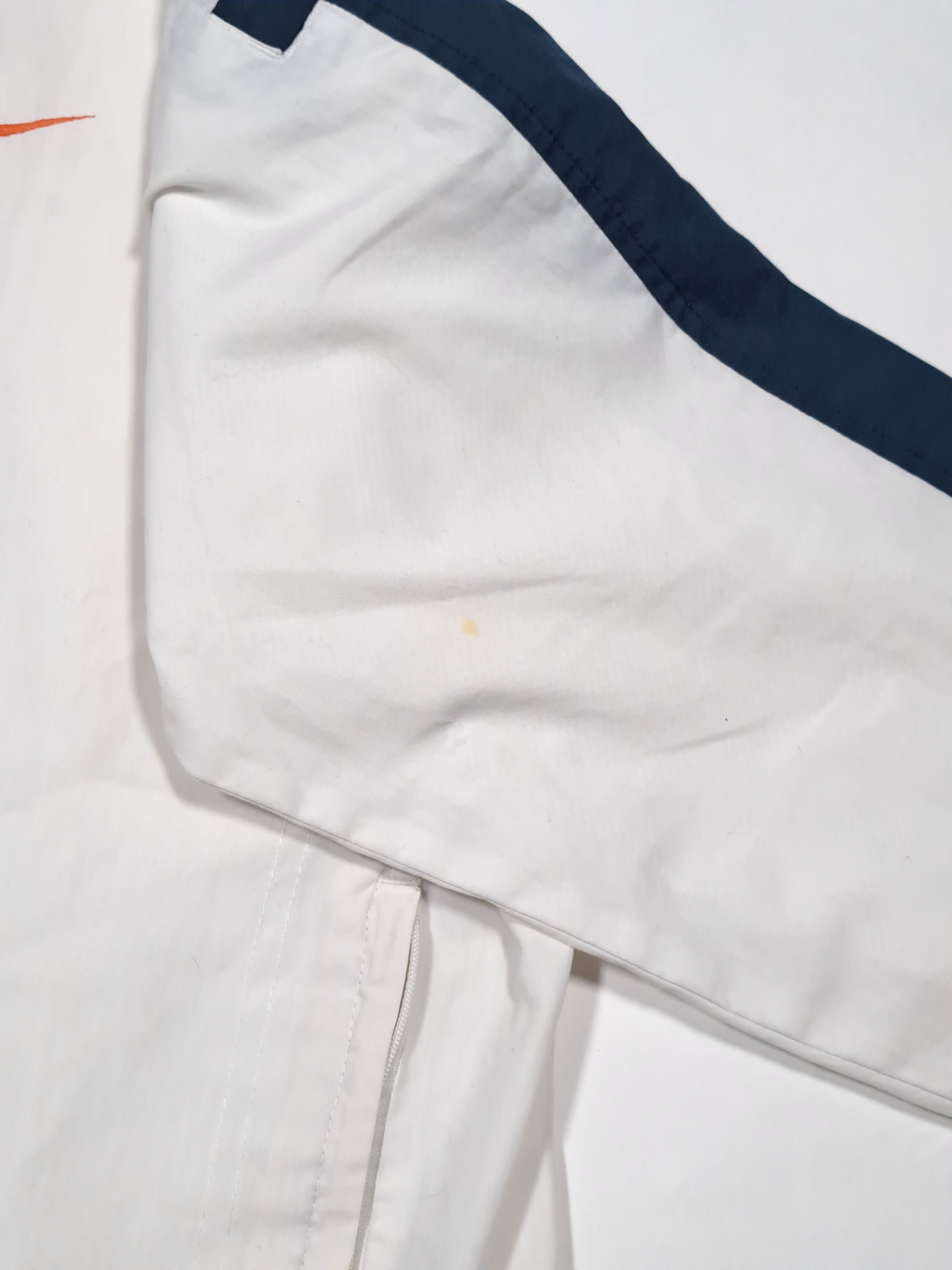 Nike 00s windbreaker
