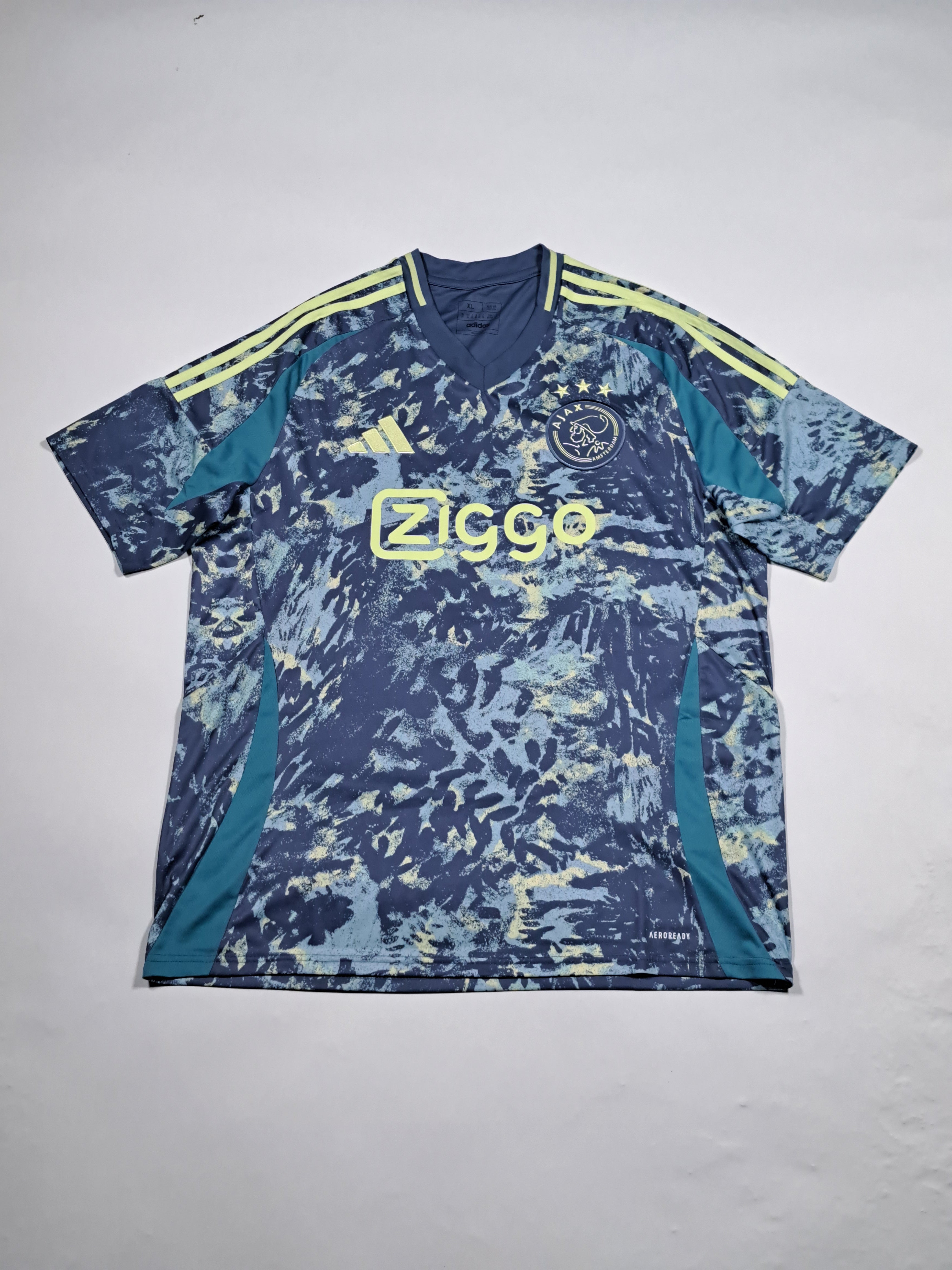Ajax 2024-2025 away shirt