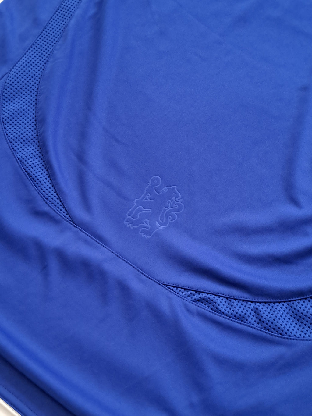 2005-07 Chelsea home shirt
