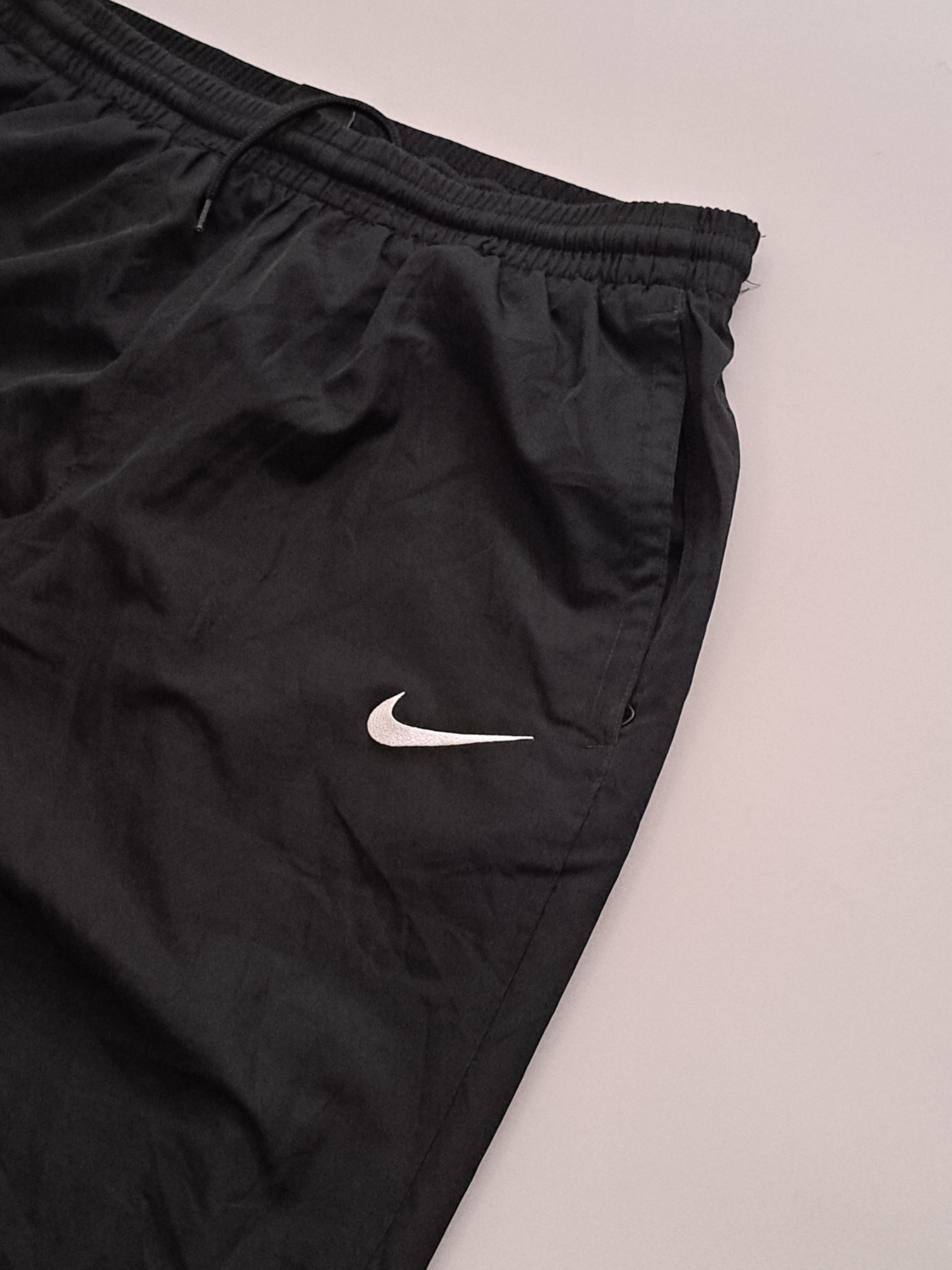 Nike 00s track pants
