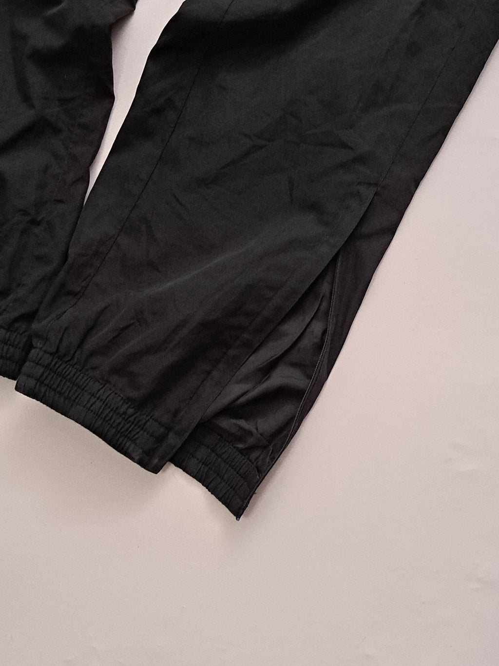 Nike 00s track pants