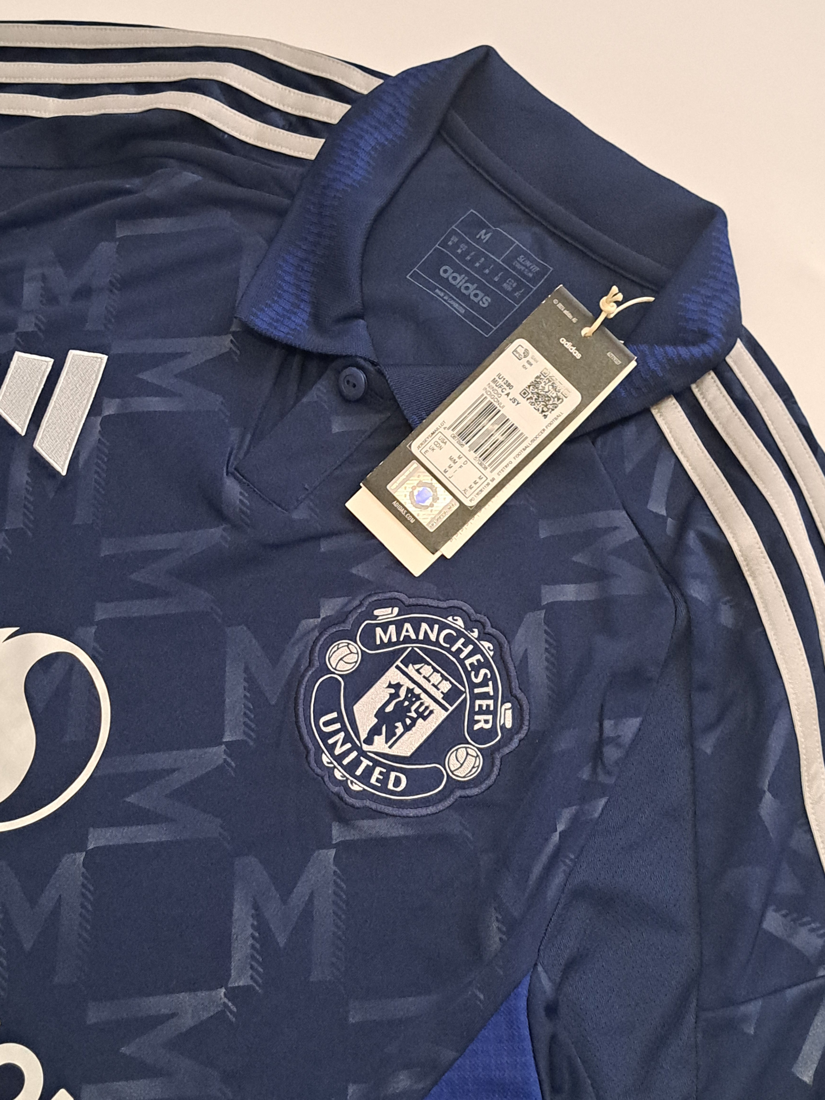 Manchester united 24/25 away kit