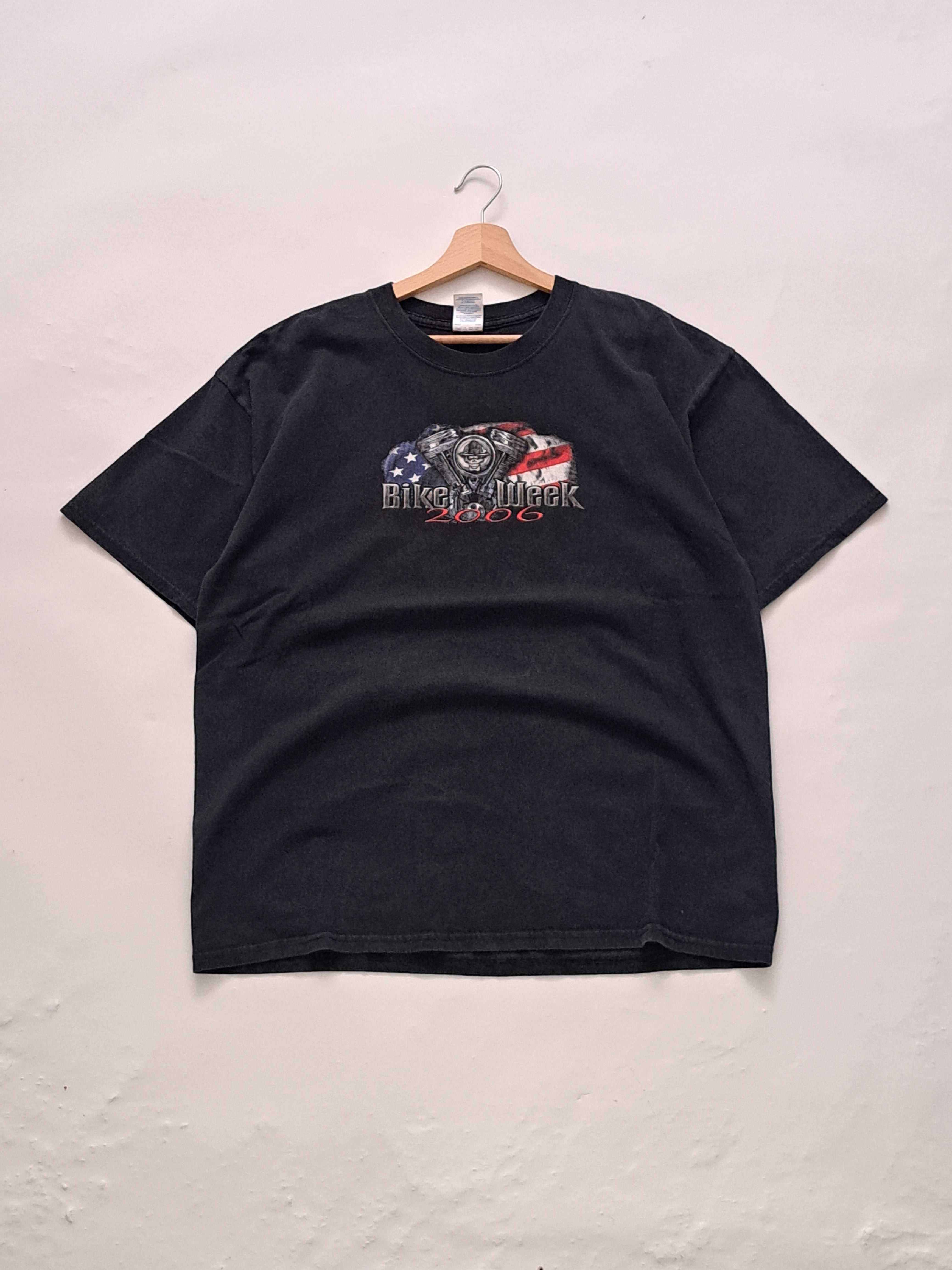 BIKE WEEK: 00s single stich graphic t-shirt
