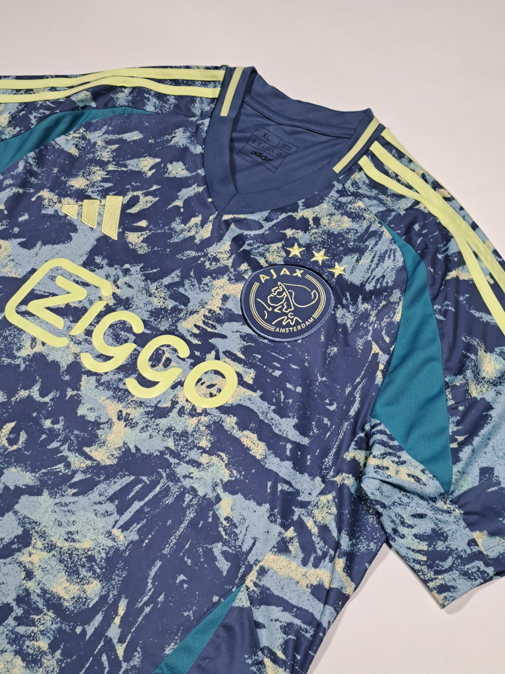 Ajax 2024-2025 away shirt