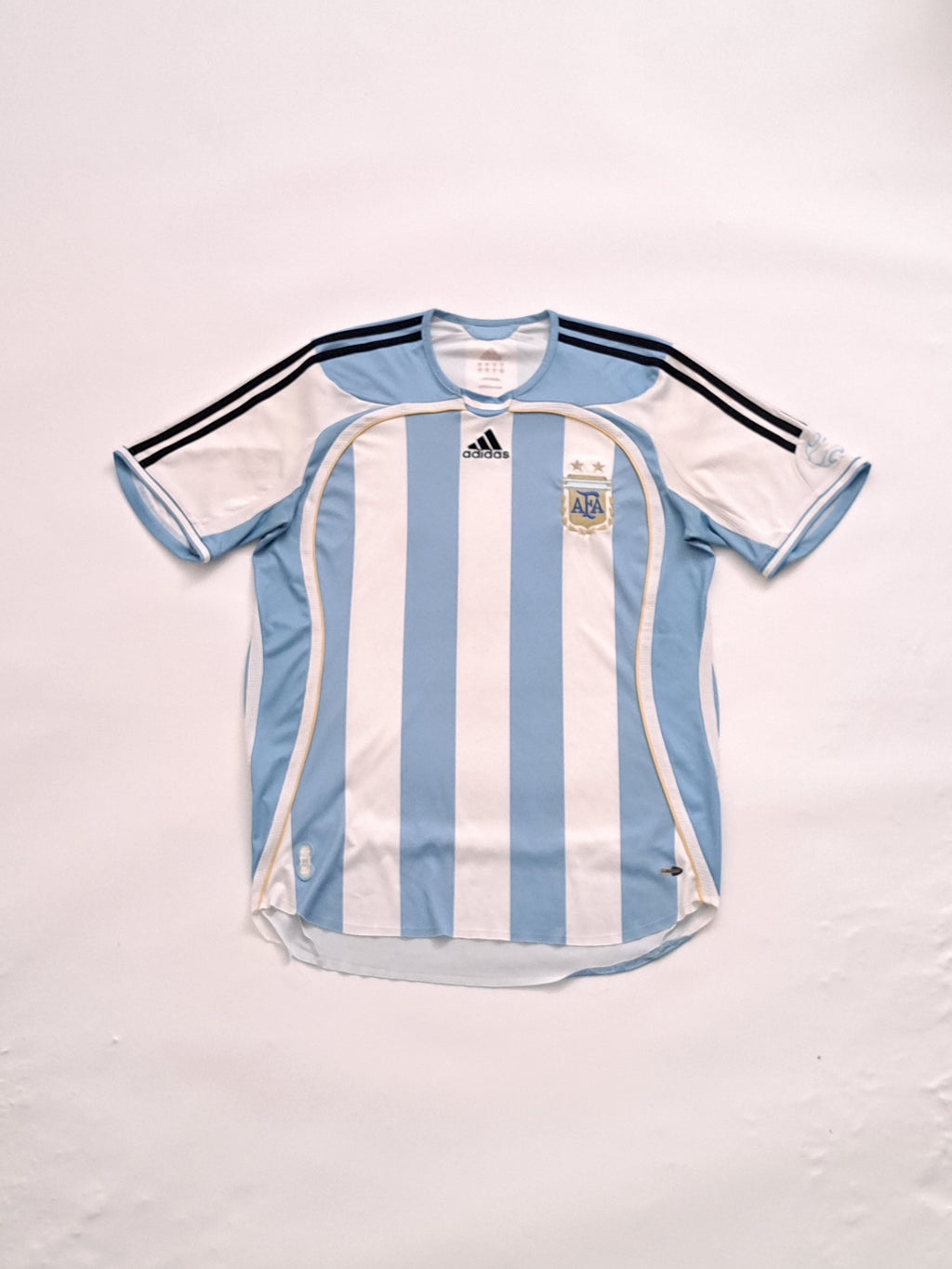 2005-07 Argentina home shirt