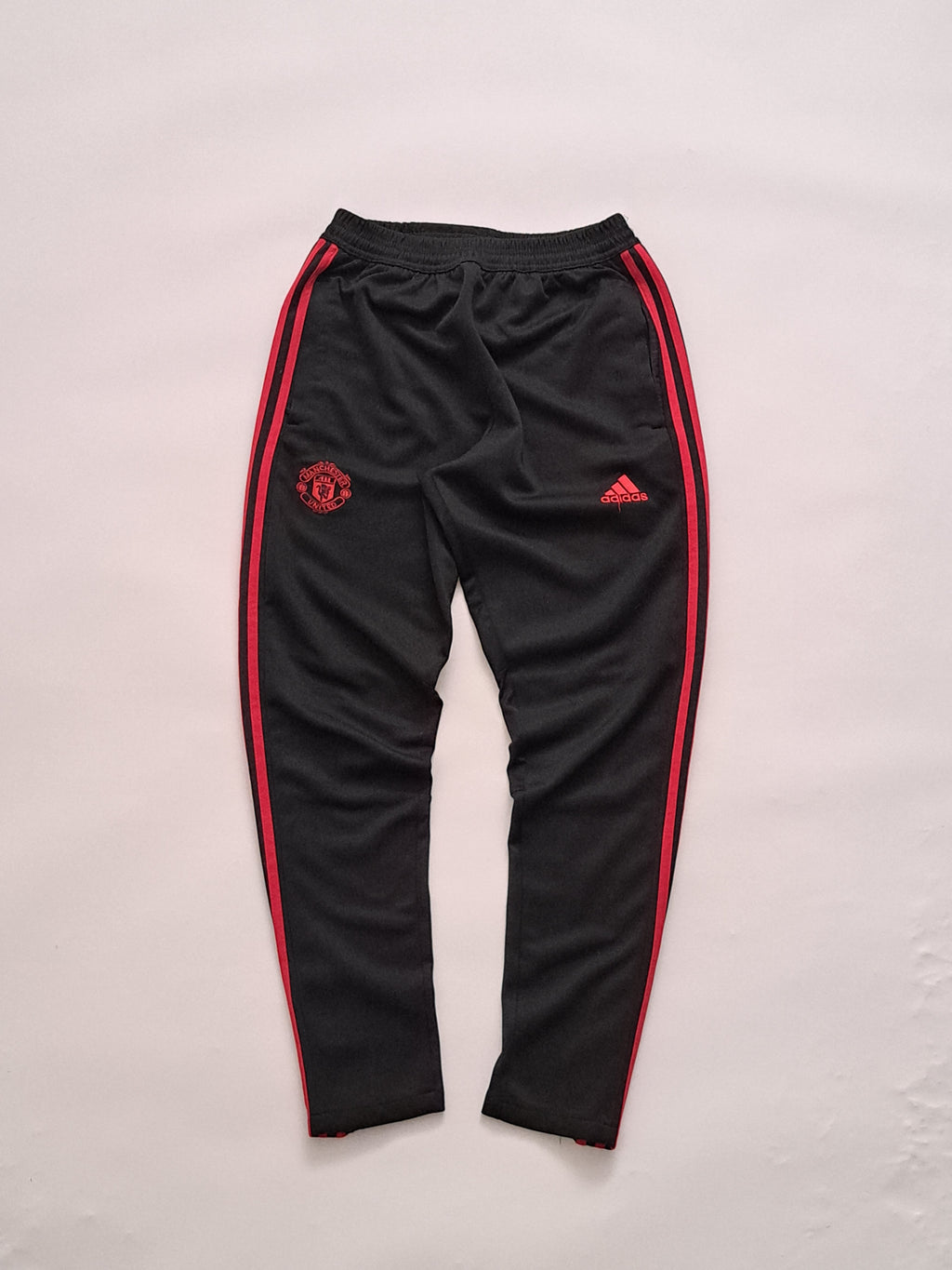Adidas: Manchester united 2018-19 track pants