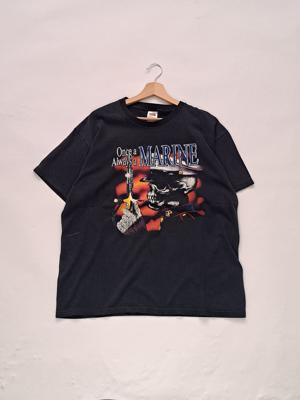 Single stitch graphic t-shirt
