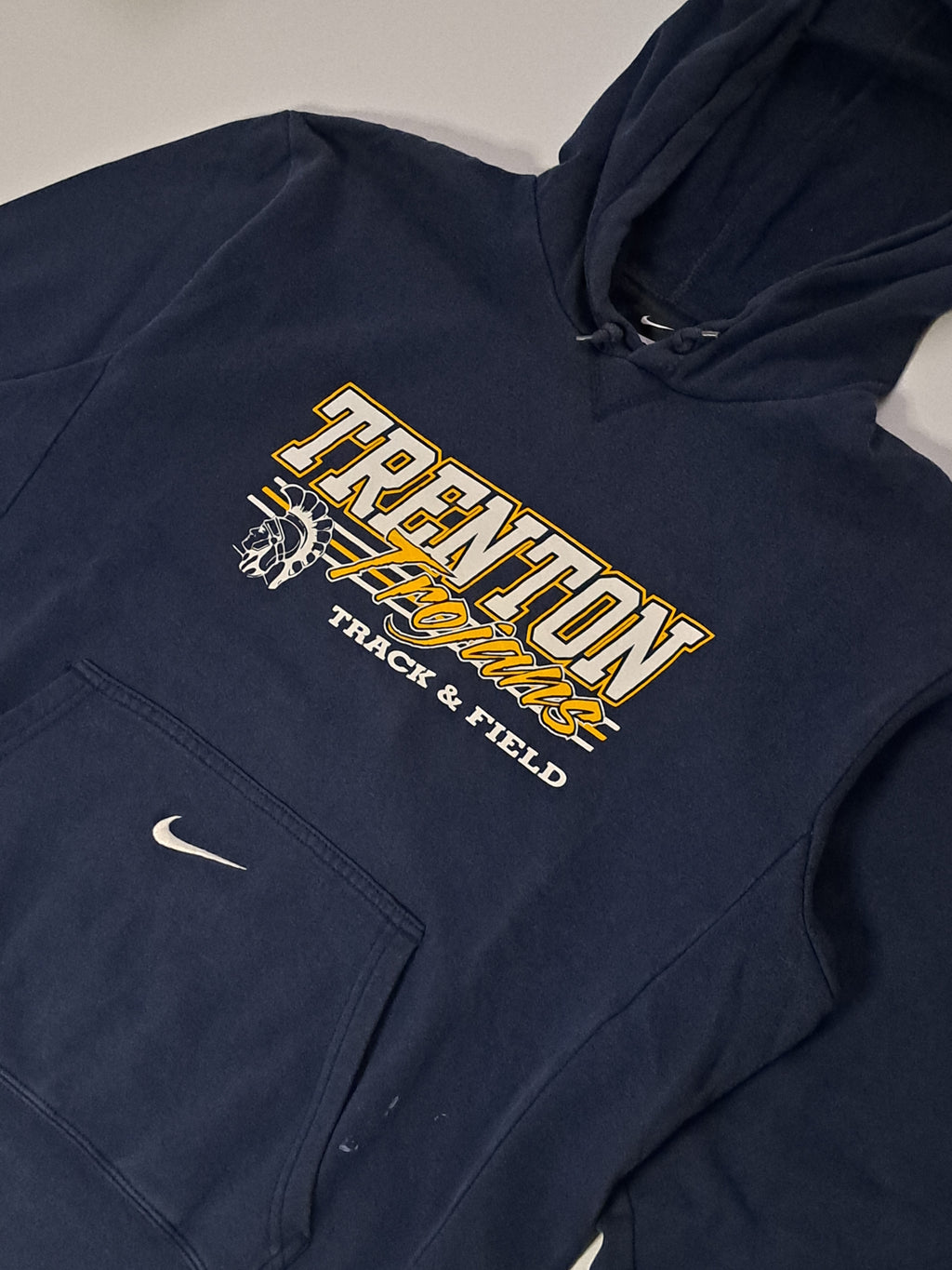 Nike treton high, track and field hoodie