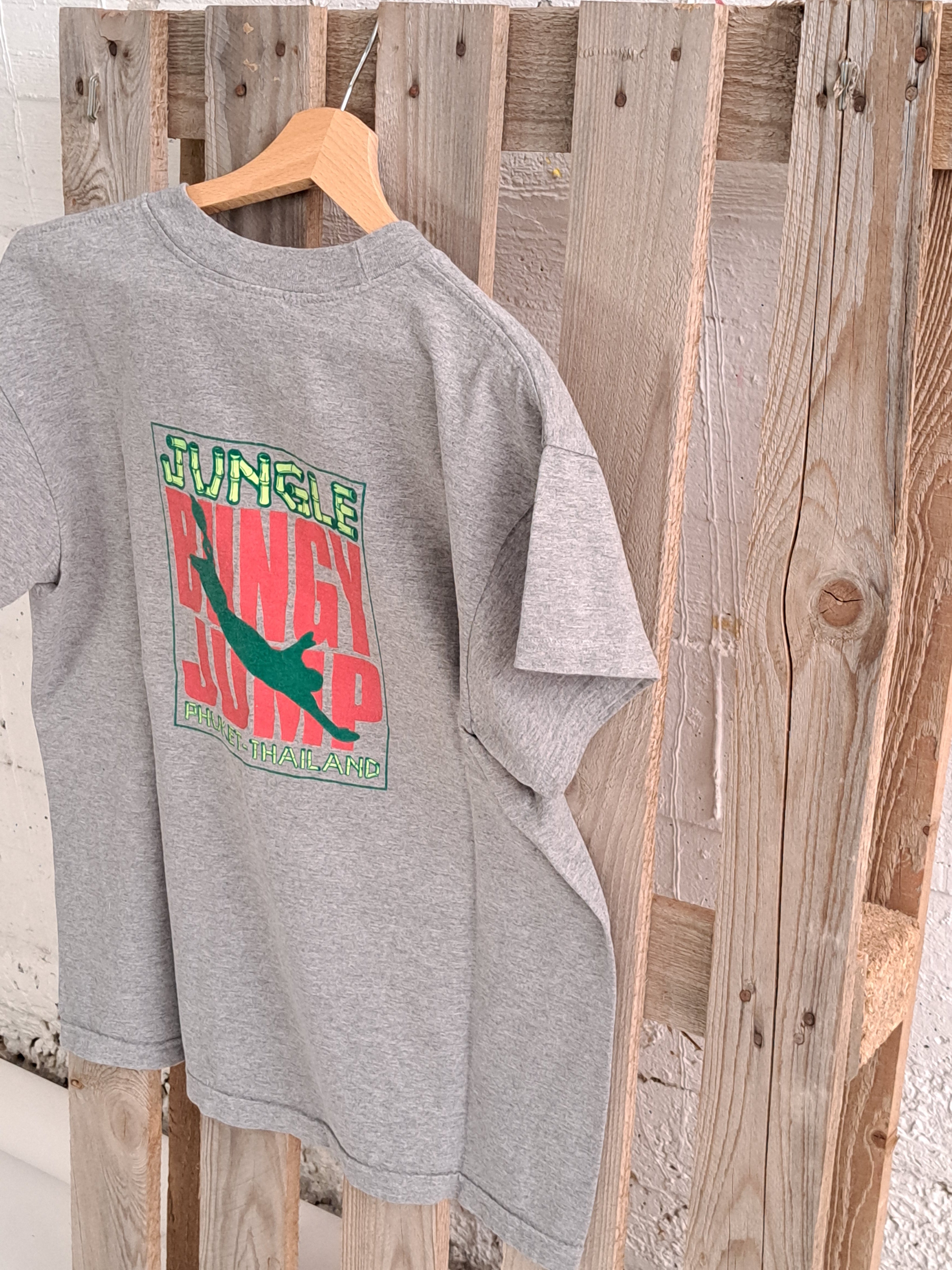 Vintage single stich graphic t-shirt